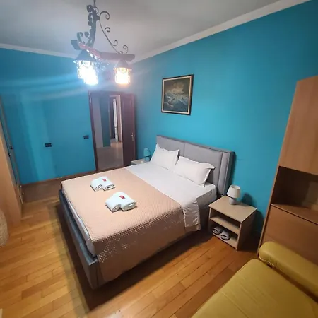 Centre Villa Tirana