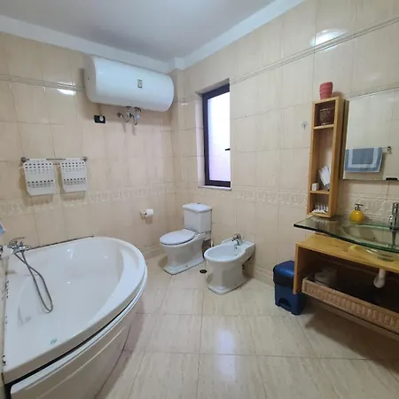 Centre * Tirana