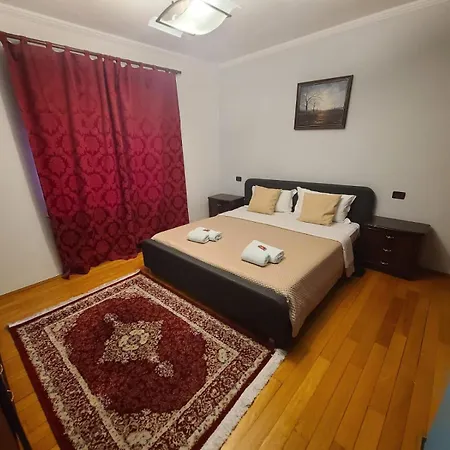 Villa Centre
