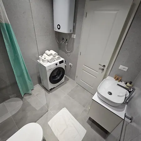 My Rroomss Вилла Тирана